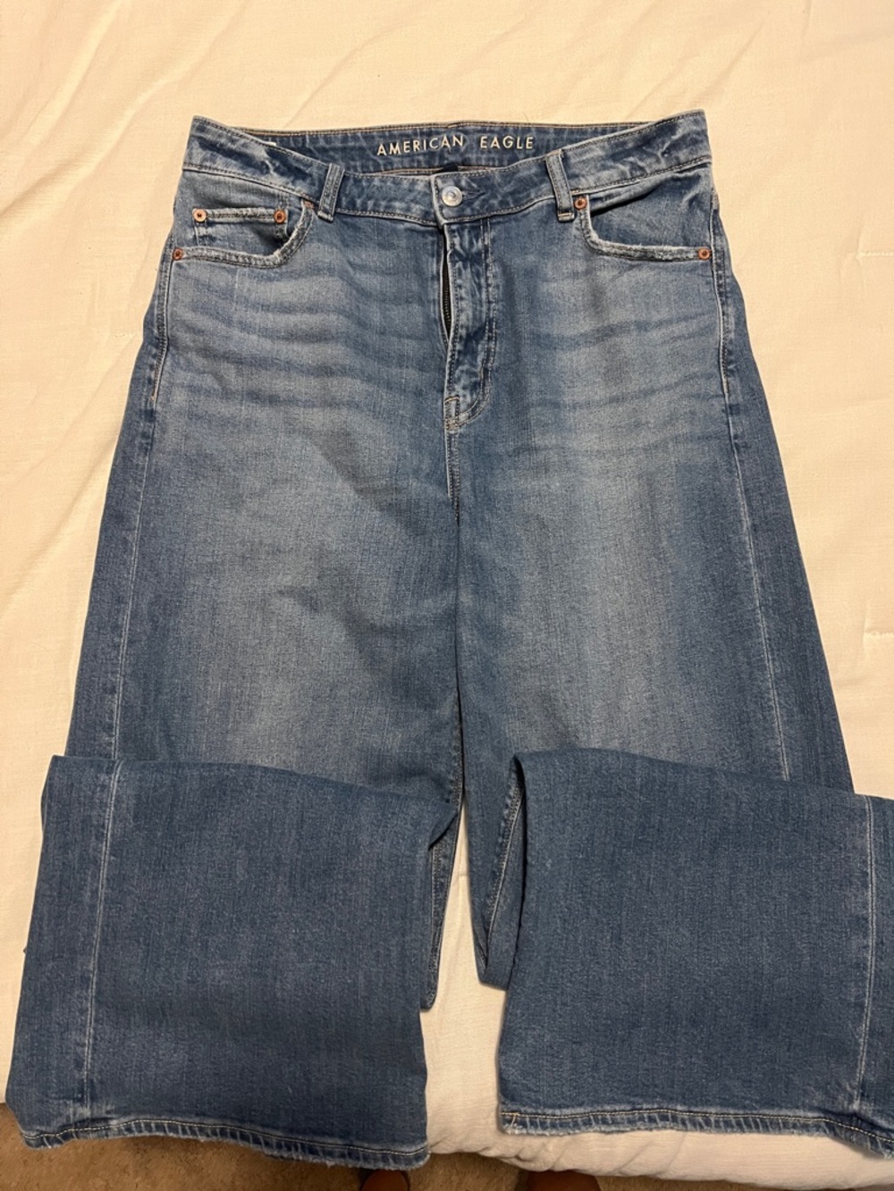 American Eagle Outfitters Light Blue Denim Jeans - Regular